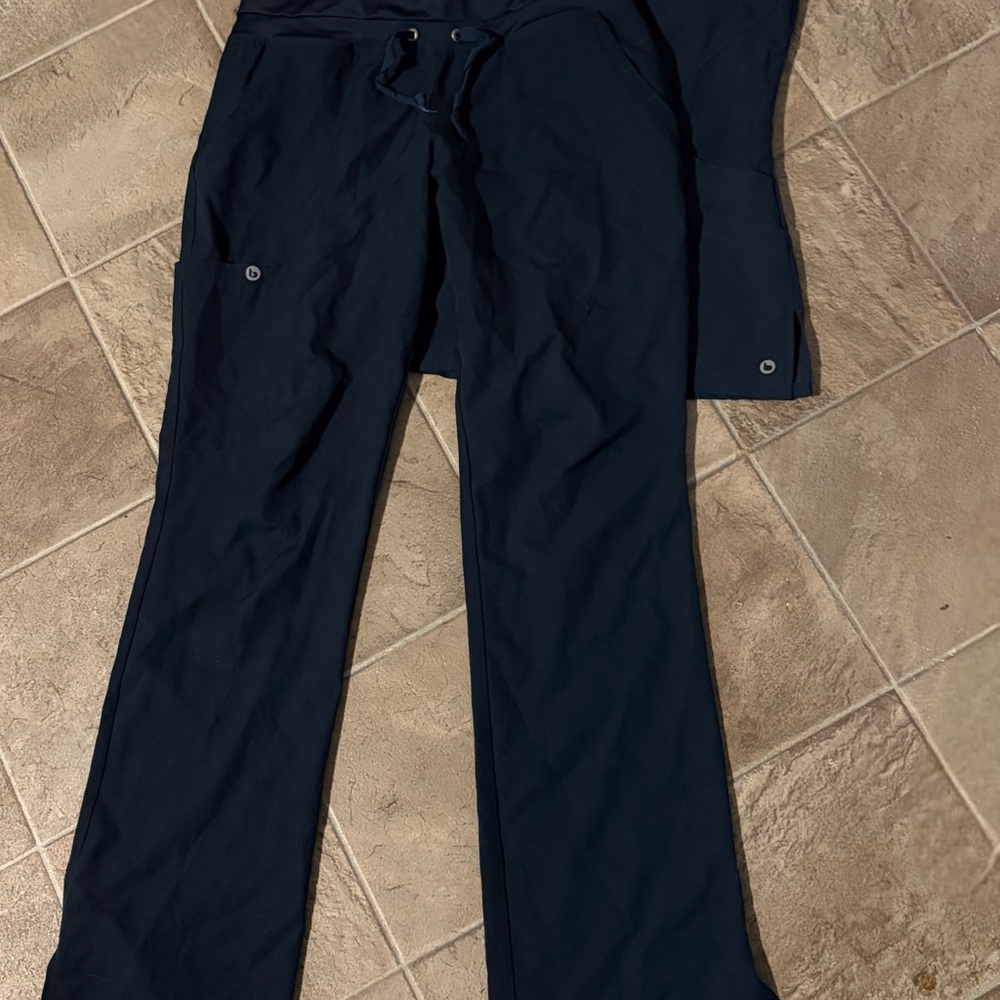 Barco One Women’s (slate blue/gray) scrubs, Pants and top set